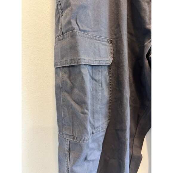 Wrangler Cargo Pants Mens 36x32 Gray Chino Relaxed Fit Straight Leg Utility Work - Picture 3 of 7